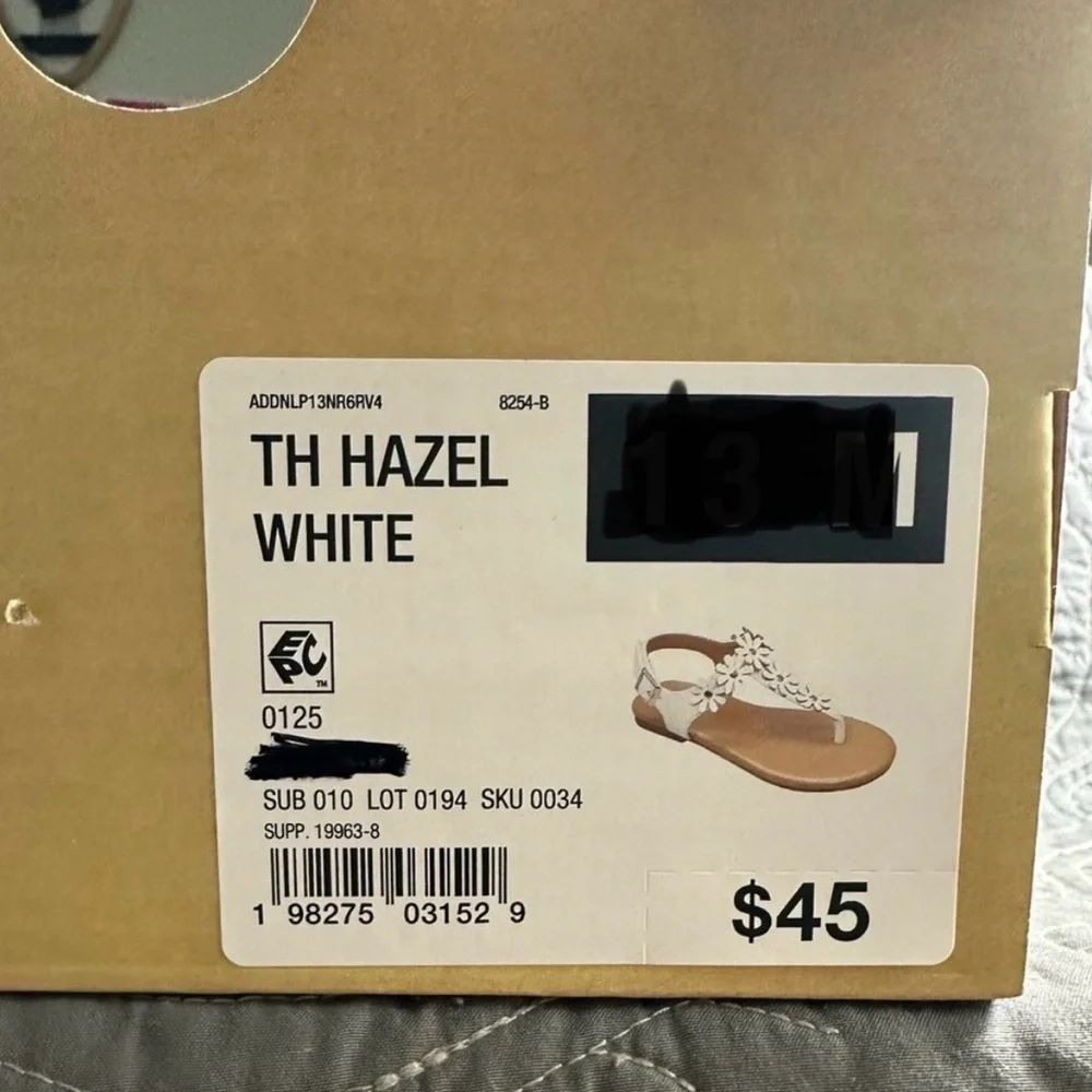 Thereabouts Big Girls White Hazel Adjustable Strap Flat Sandals Big Girls 4